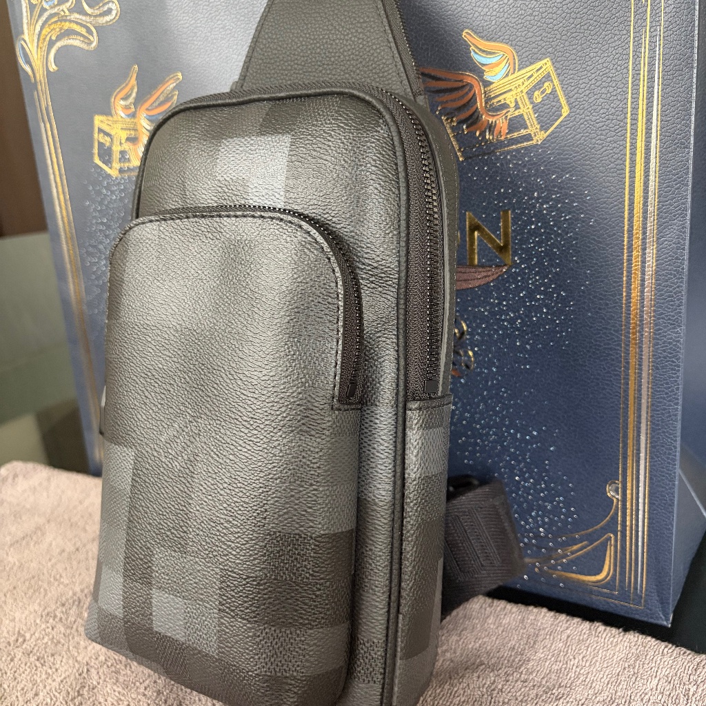 Avenue Slingbag